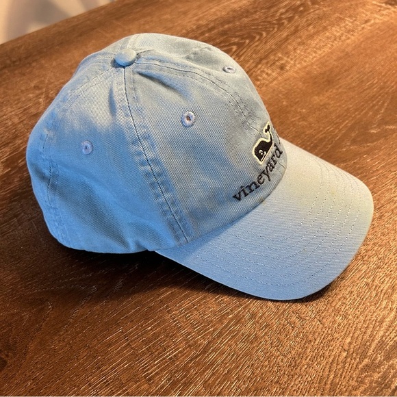 Vineyard Vines Light Blue Baseball Hat with Whale Logo Adjustable Strapback - Picture 3 of 6